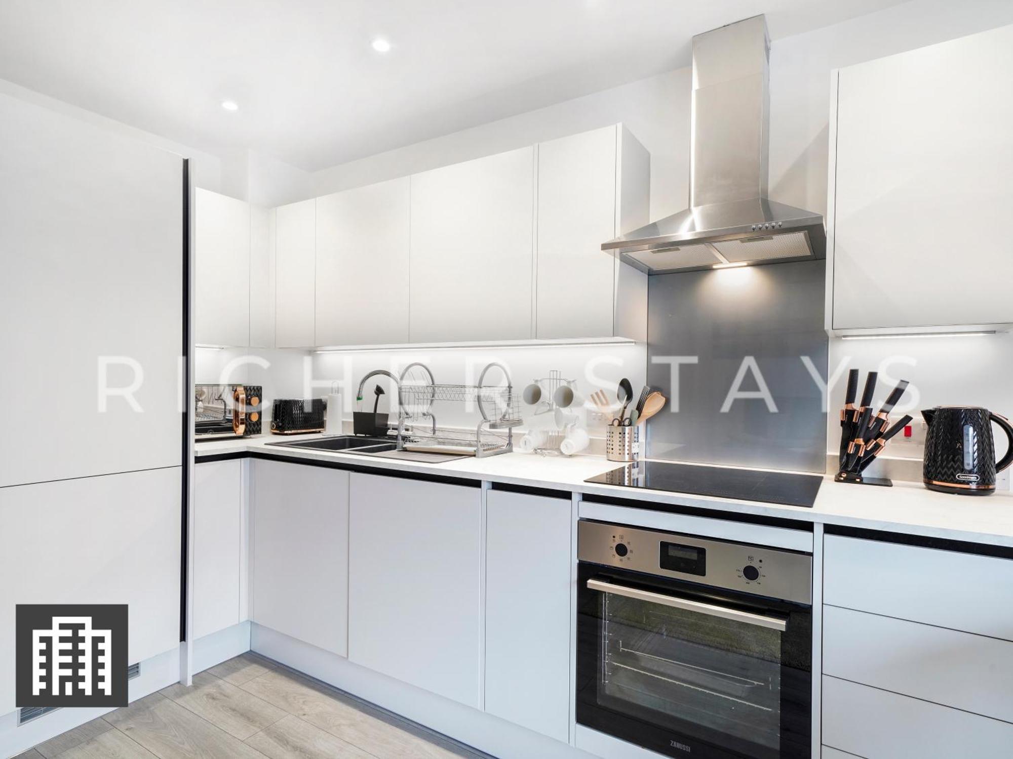 Cosy Studio Apartment- Hemel Hempstead High Street Bagian luar foto