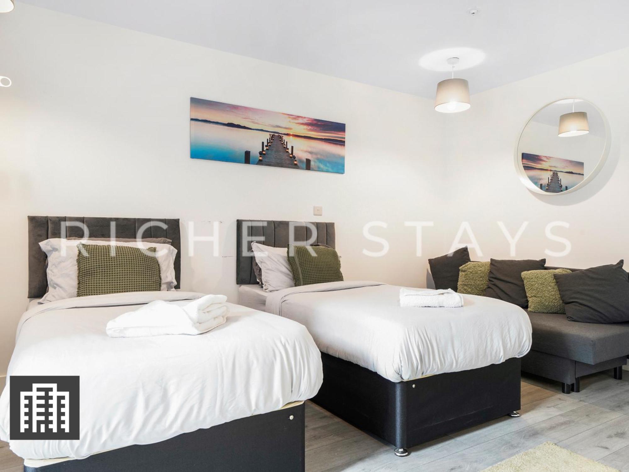 Cosy Studio Apartment- Hemel Hempstead High Street Bagian luar foto